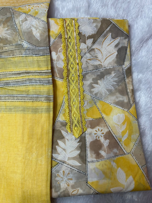 YELLOW COTTON SUIT WITH LACE