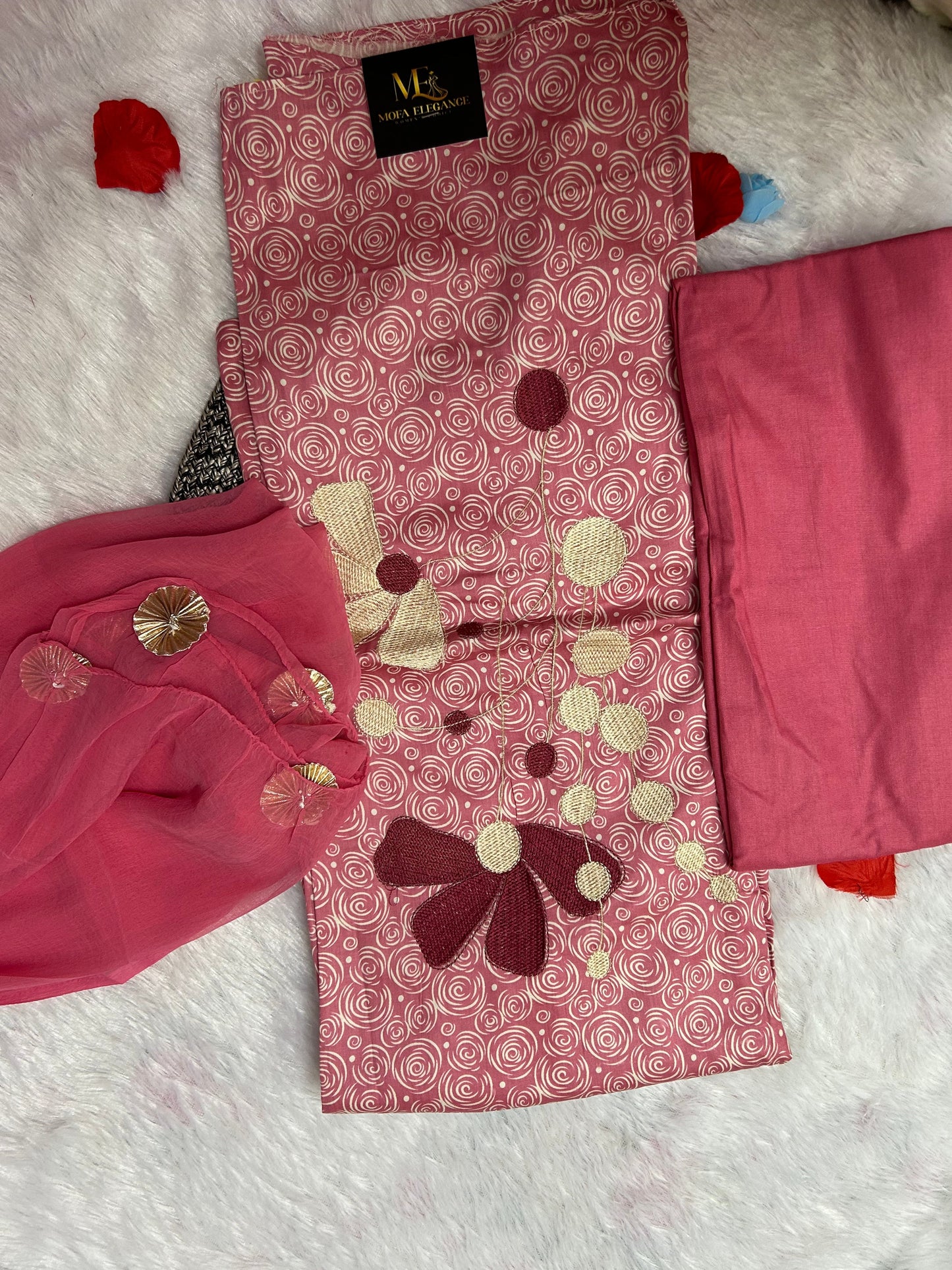 PINK SUIT WITH THREAD FLOWER WORK