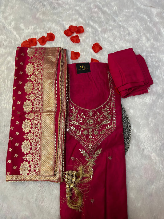 DARK PINK SILK SUIT WITH ZARDOZI