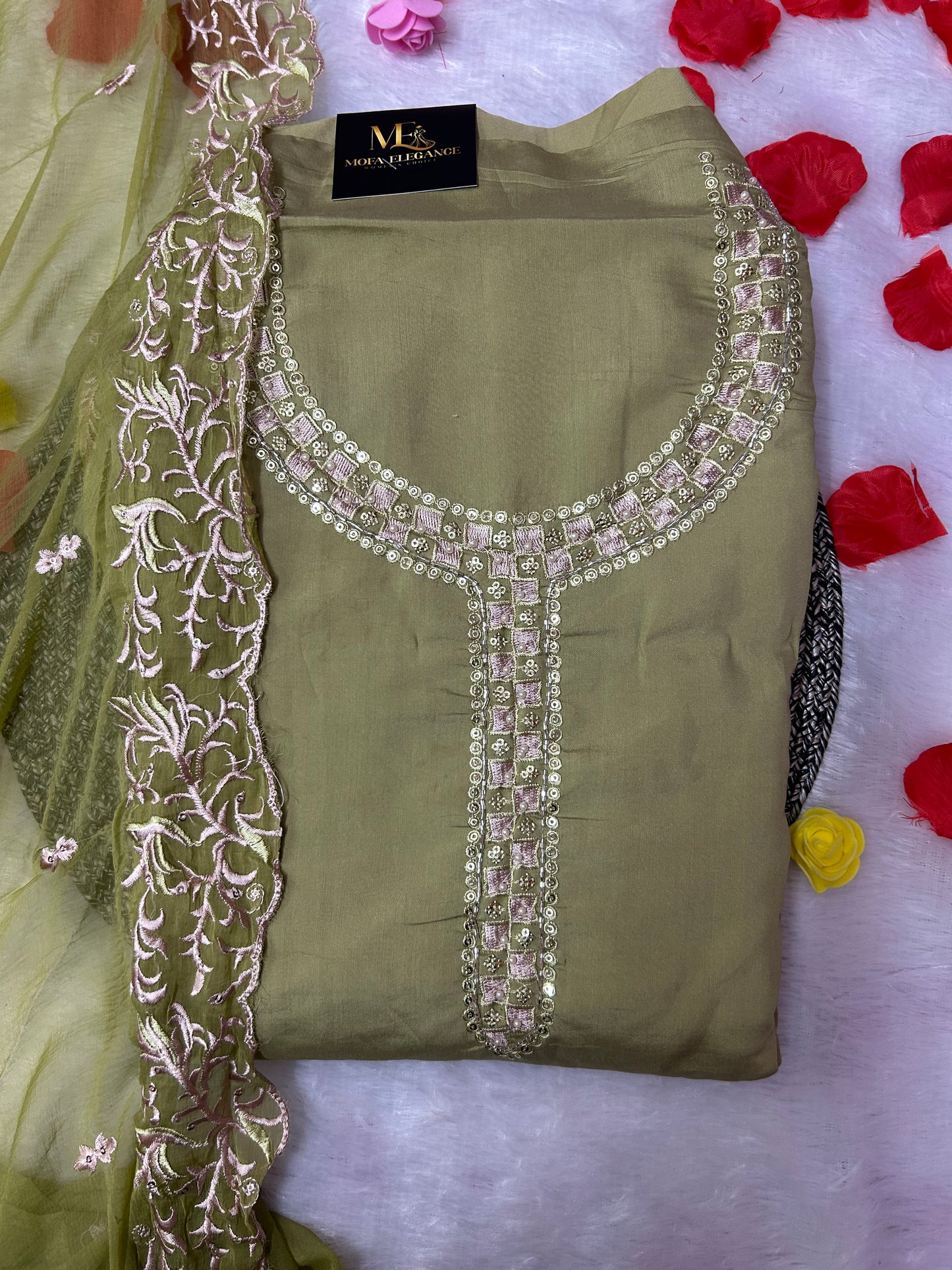 MEHINDI COLOR SOFT ORGANZA SUIT