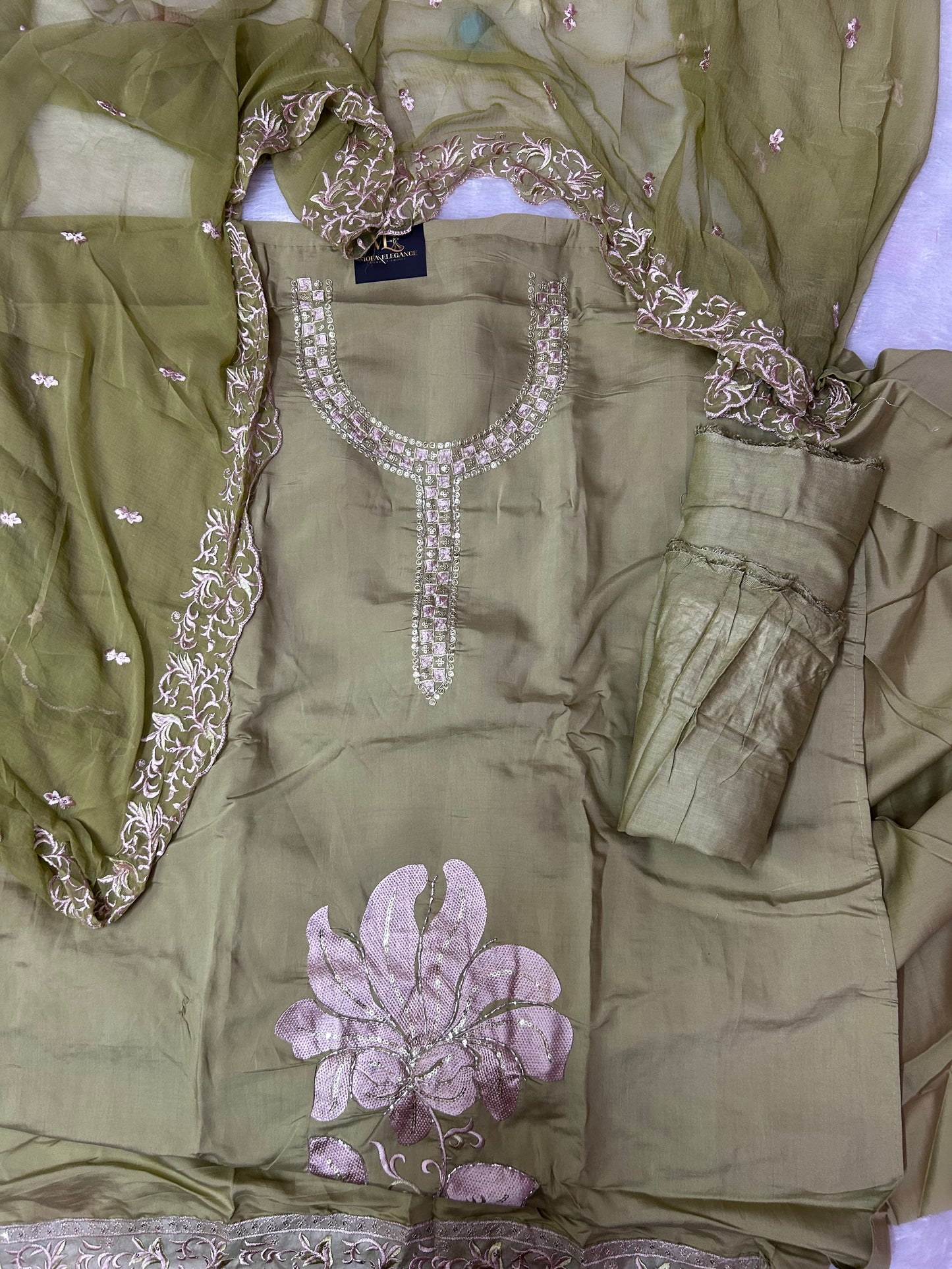 MEHINDI COLOR SOFT ORGANZA SUIT