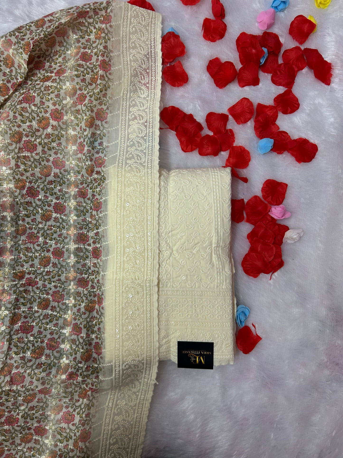 CREAM COTTON SUIT WITH EMBROIDERY THREAD