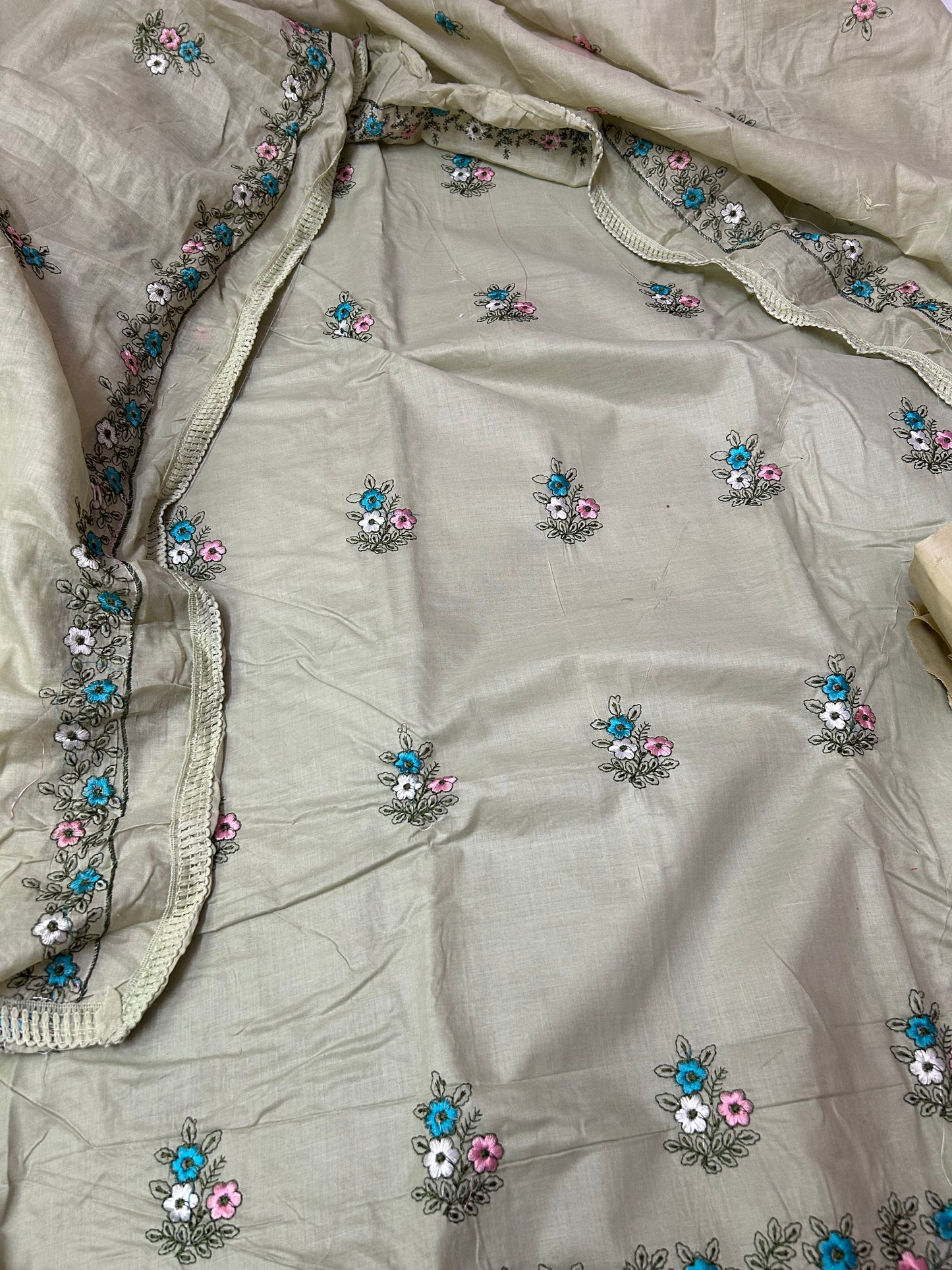 LIGHT GREEN COTTON SUIT WITH EMBROIDERY THREAD