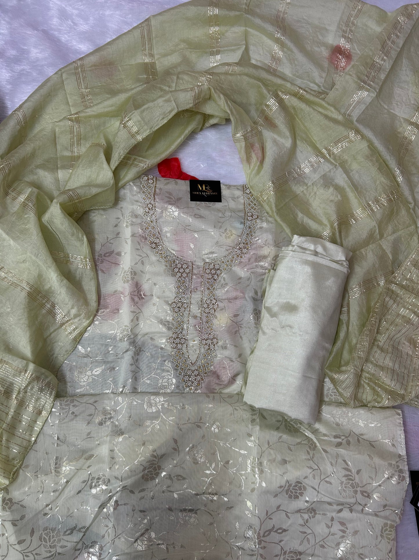 CREAM ORGANZA SUIT WITH CUTDANA WORK