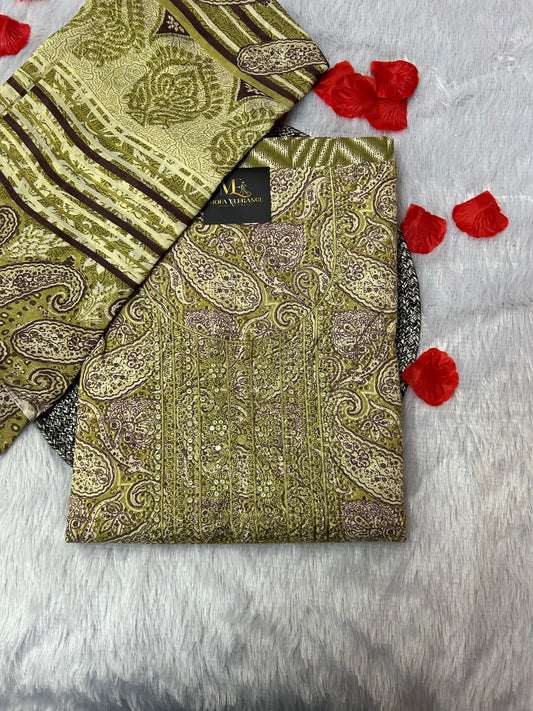 LIGHT GREEN COTTON SUIT WITH THREAD WORK