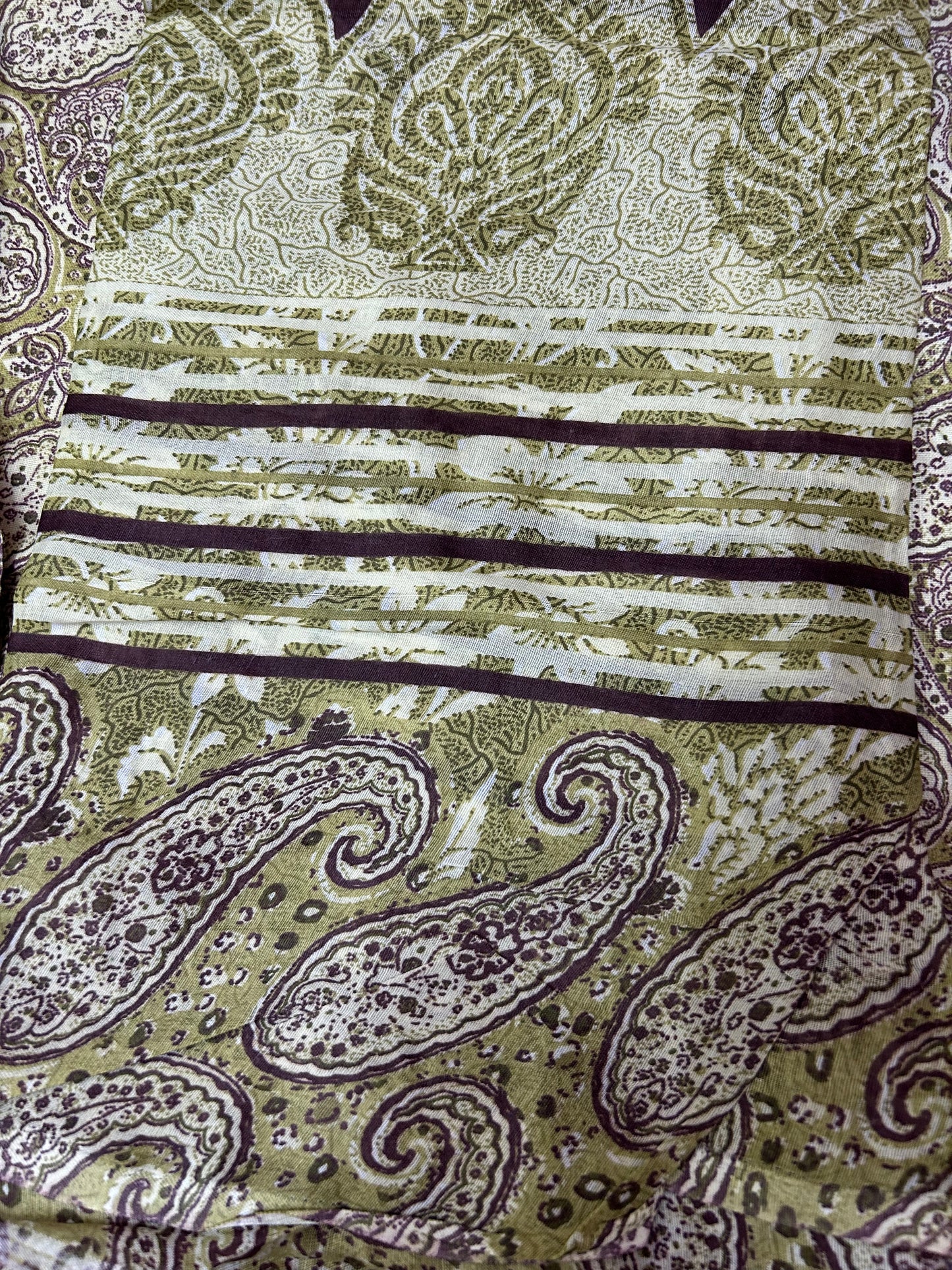 LIGHT GREEN COTTON SUIT WITH THREAD WORK