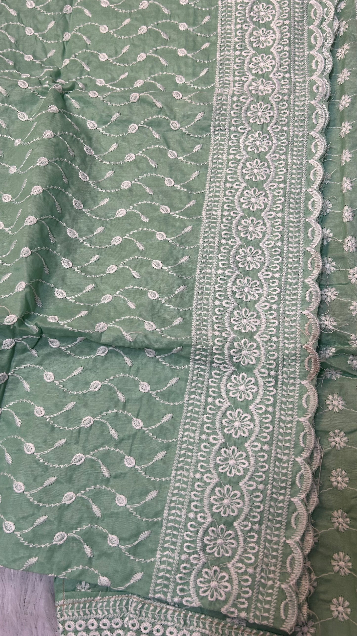 LIGHT GREEN COTTON SUIT WITH THREAD WORK